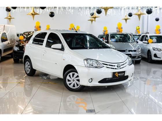 TOYOTA ETIOS 1.3 X 16V FLEX 4P MANUAL TOYOTA ETIOS 1.3 X 16V FLEX 4P MANUAL